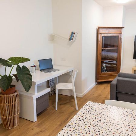 Sheba-Shik Apartment, Tel Hashomer שיבא-שיק, תל השומר,דירת סטודיו מקסימה! Ramat Gan Esterno foto