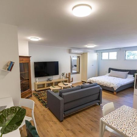 Sheba-Shik Apartment, Tel Hashomer שיבא-שיק, תל השומר,דירת סטודיו מקסימה! Ramat Gan Esterno foto