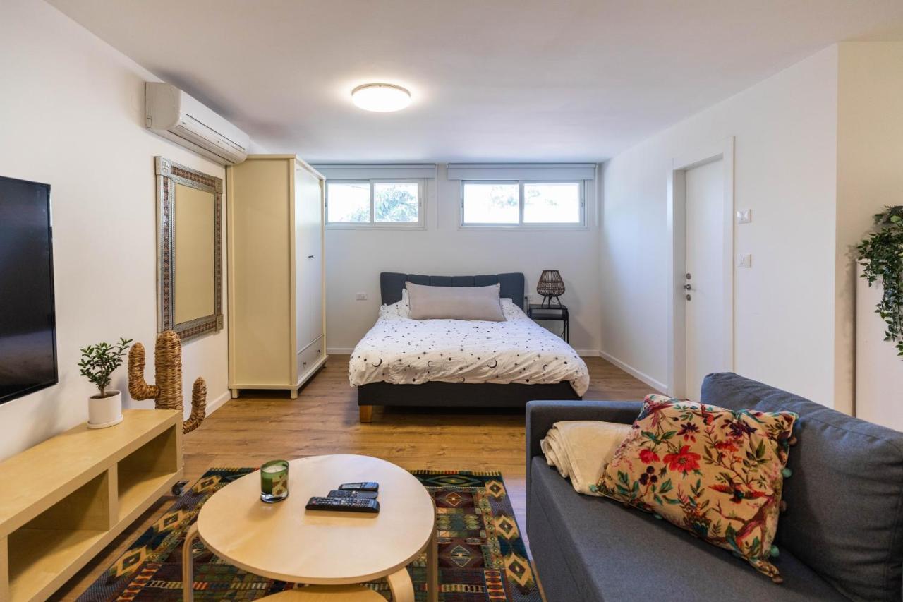 Sheba-Shik Apartment, Tel Hashomer שיבא-שיק, תל השומר,דירת סטודיו מקסימה! Ramat Gan Esterno foto